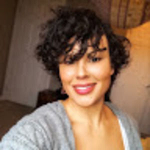 Meet your Posher, Simone